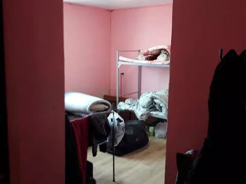 Двухэтажная общага зачищена